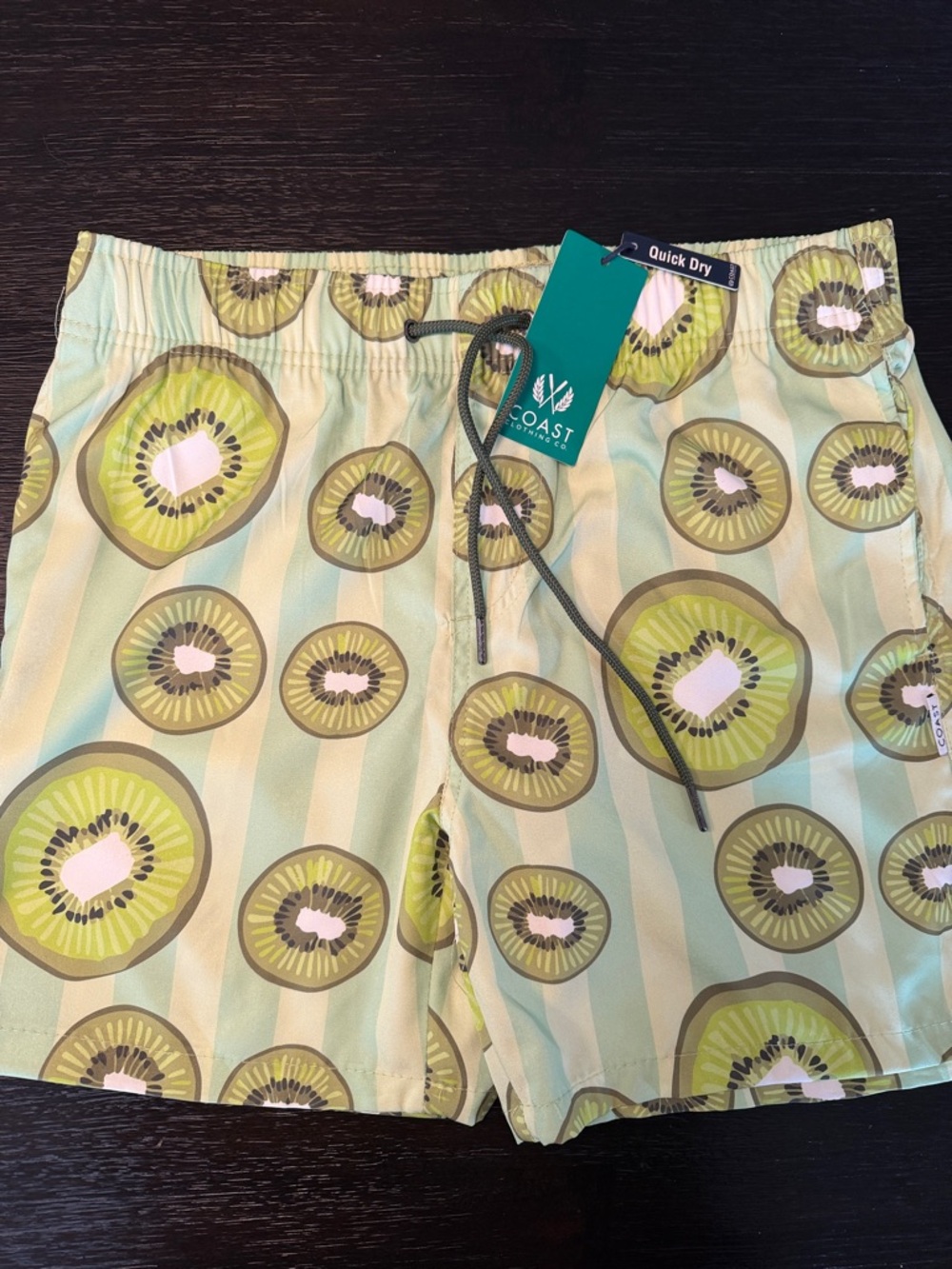 Quick Dry Men’s Kiwi Fruit Print Swim Hybrids - Light Green medium